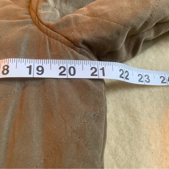 Primark quilted bomber jacket. Medium - Picture 6 of 7